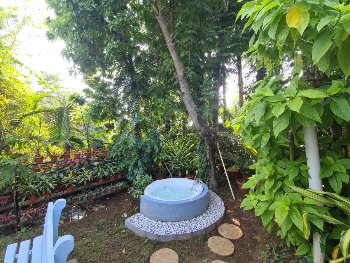 Peace Lily Cottage Karjat Exterior photo